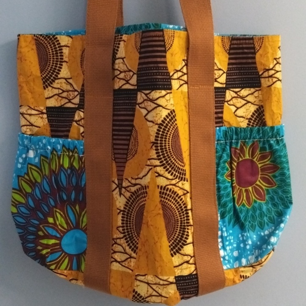 Colorful Patterned Tote Bag Beautiful ❤️ With Easy Open And Shut - Picture 5 of 7
